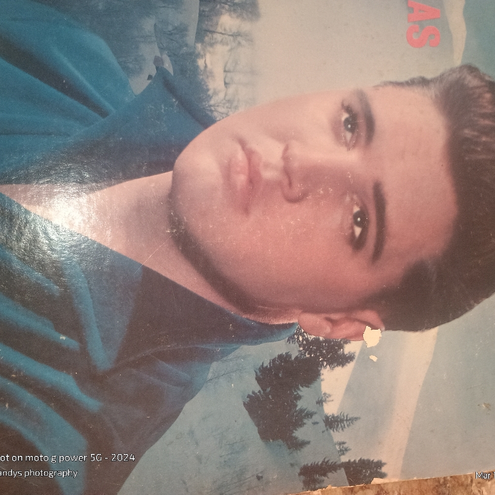 Elvis Christmas Album - Blue Cover Pristine Condition Brand New. - Picture 4 of 7